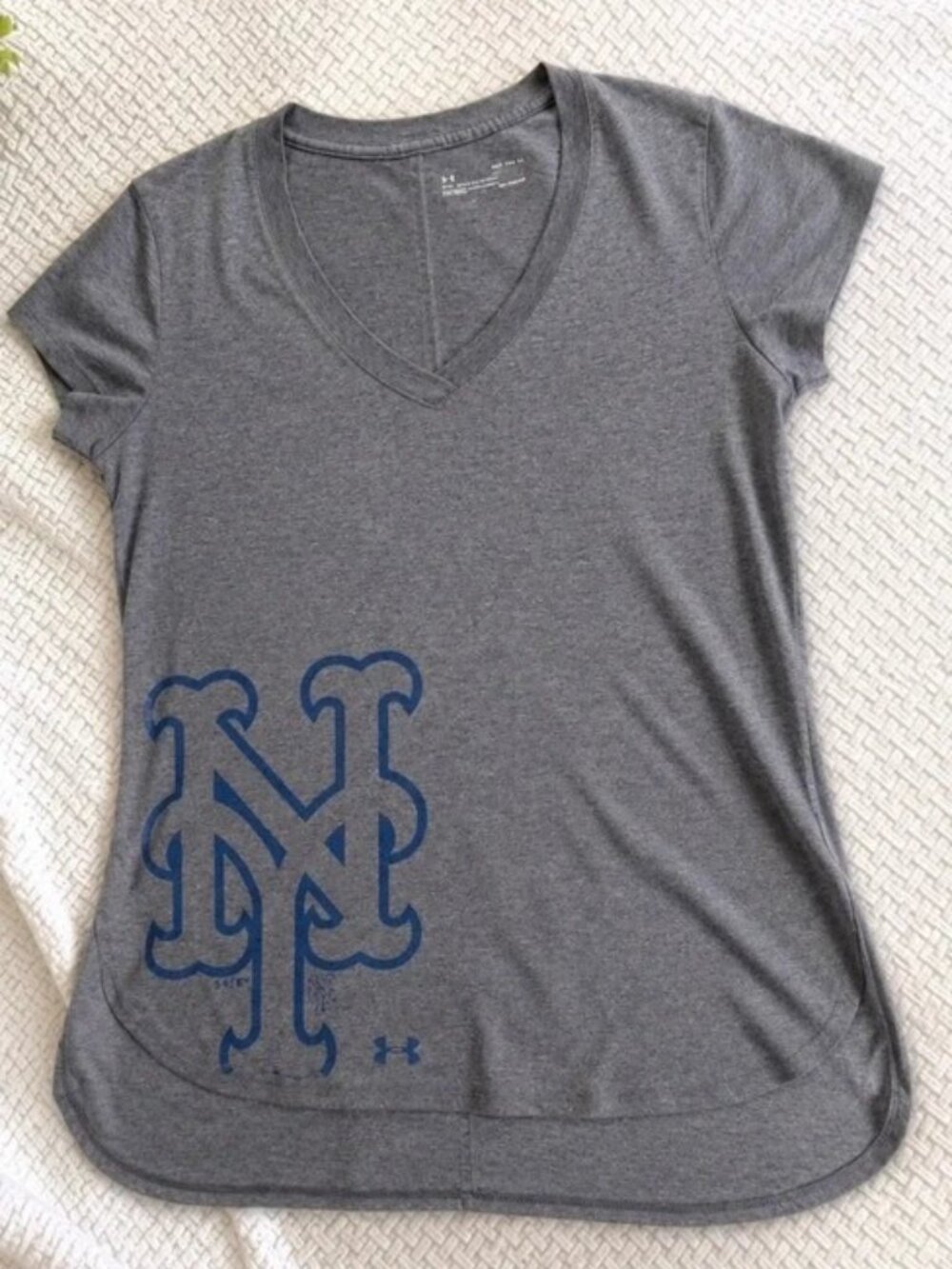 Under Armour Women’s Graphic Tee Shirt
